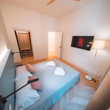 Luxury Seafront Promenade Appartement