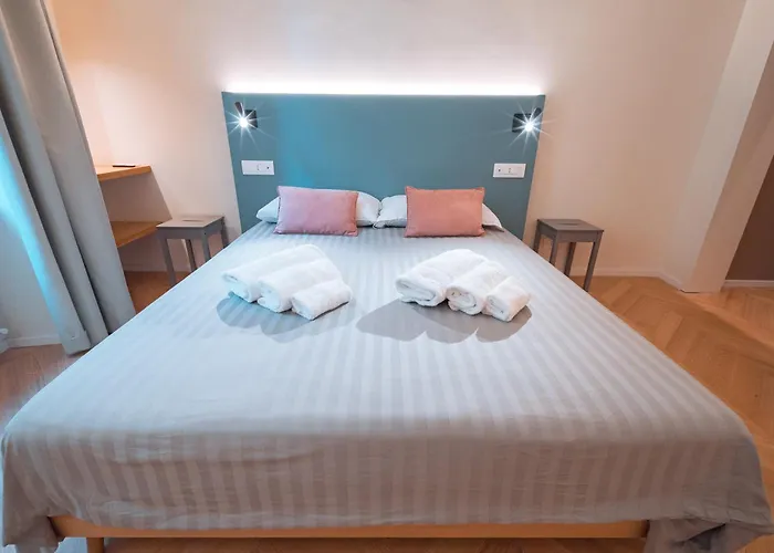 Luxury Seafront Promenade *