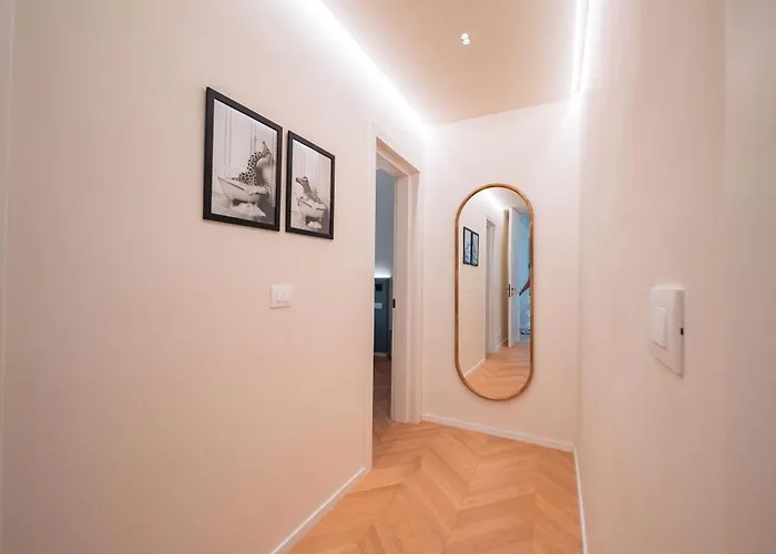 Luxury Seafront Promenade *