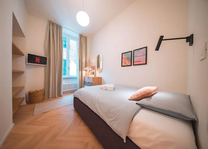 Luxury Seafront Promenade Appartement *