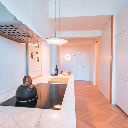 Luxury Seafront Promenade Appartement