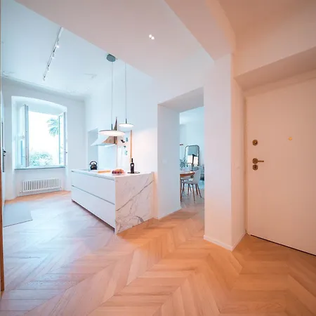 Luxury Seafront Promenade Appartement *