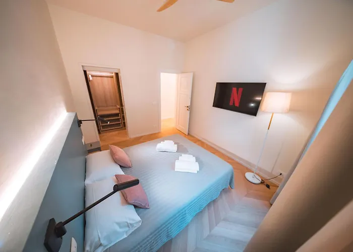 Luxury Seafront Promenade Apartment