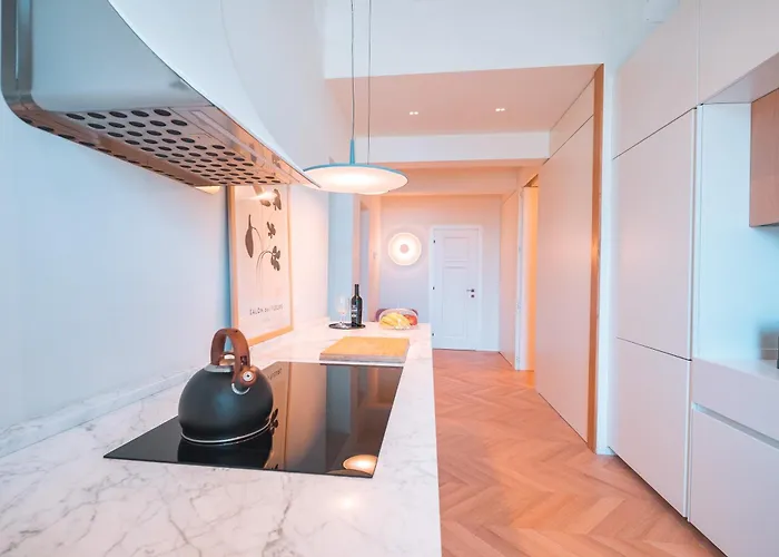 Luxury Seafront Promenade Apartment