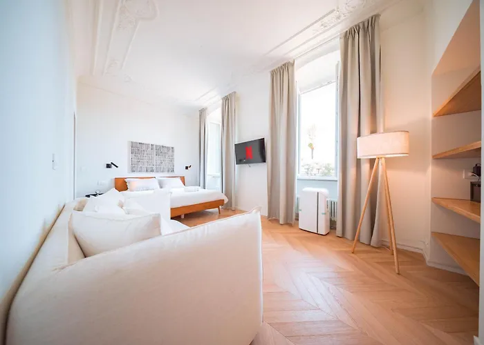 Luxury Seafront Promenade Rapallo