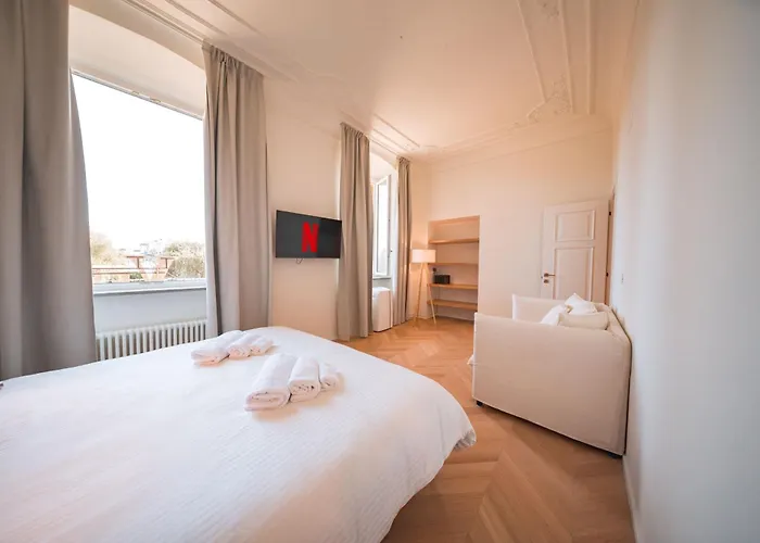 Luxury Seafront Promenade Rapallo