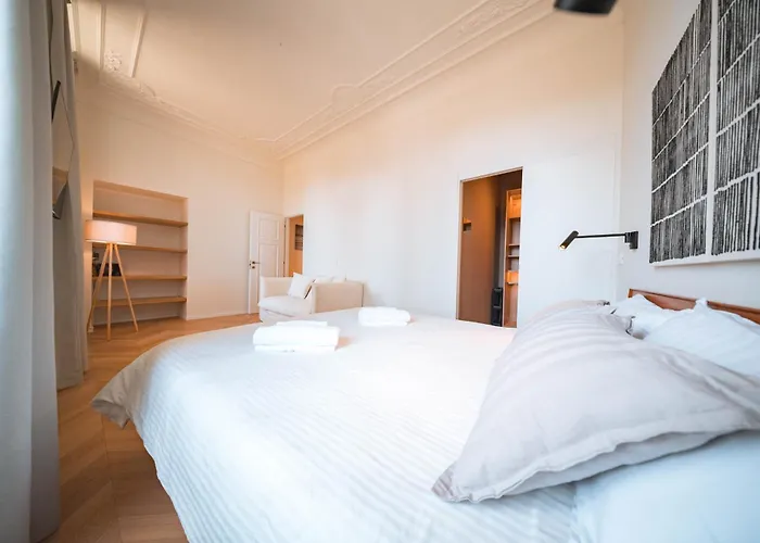 Luxury Seafront Promenade Apartment Rapallo