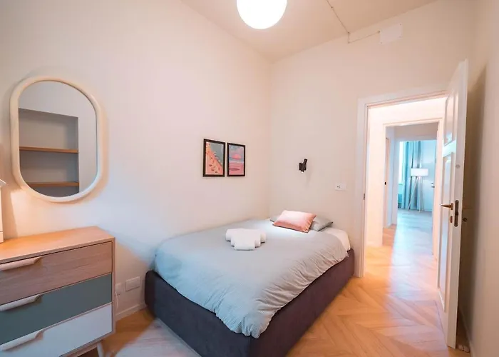 Luxury Seafront Promenade *